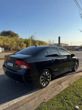 HONDA CIVIC 1.8 LXL 16V FLEX 4P MANUAL HONDA CIVIC 1.8 LXL 16V FLEX 4P MANUAL